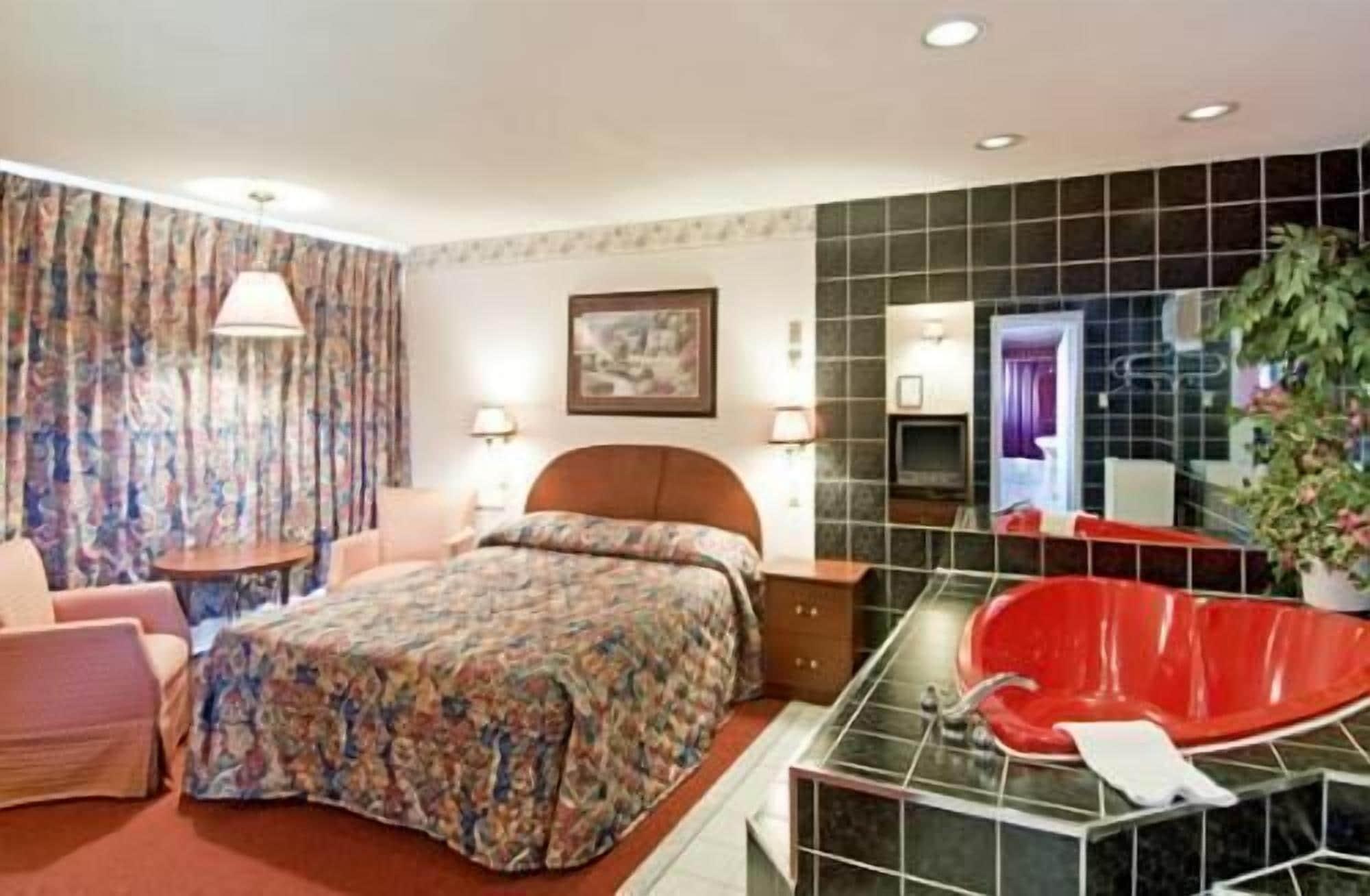 Milan Garden Inn Thorold Екстериор снимка
