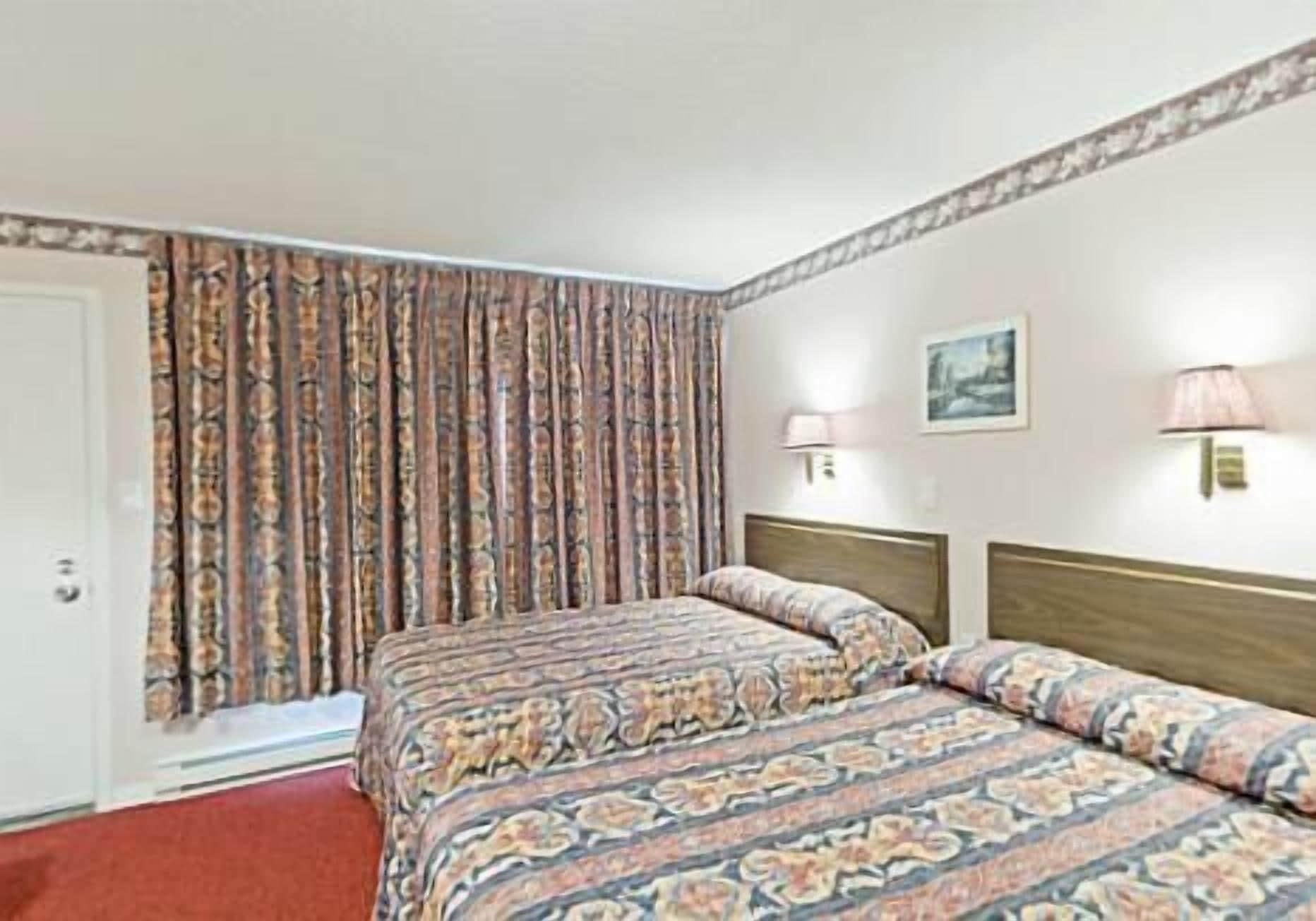 Milan Garden Inn Thorold Екстериор снимка