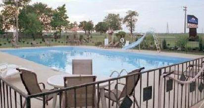 Milan Garden Inn Thorold Екстериор снимка