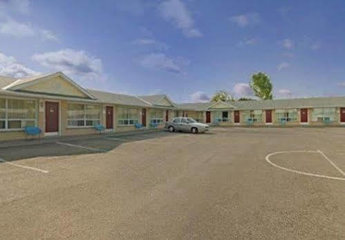 Milan Garden Inn Thorold Екстериор снимка